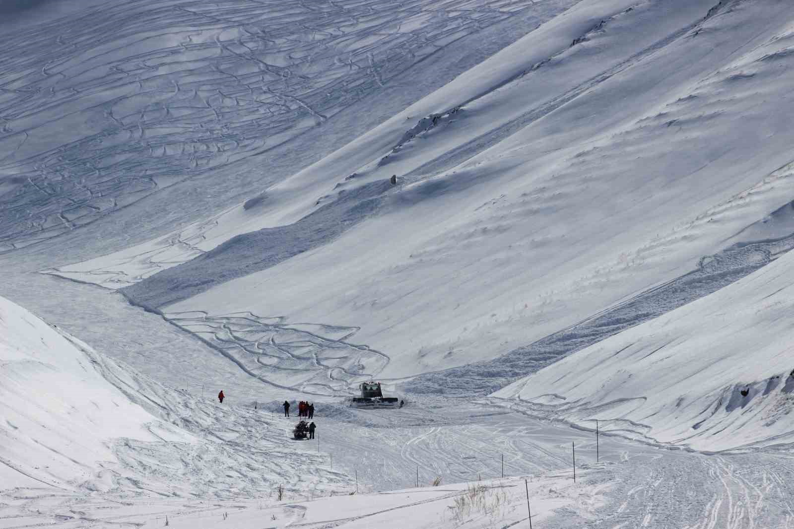 Palandöken’de çığ