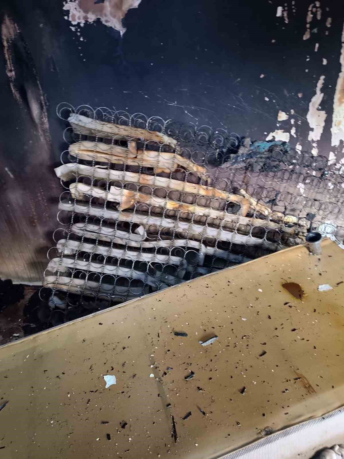 Van’ın Başkale ilçesinde ev yangını