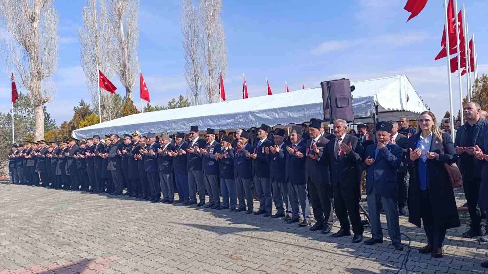 Van’da 18 Mart Şehitleri Anma Günü ve Çanakkale Zaferi’nin yıl dönümü