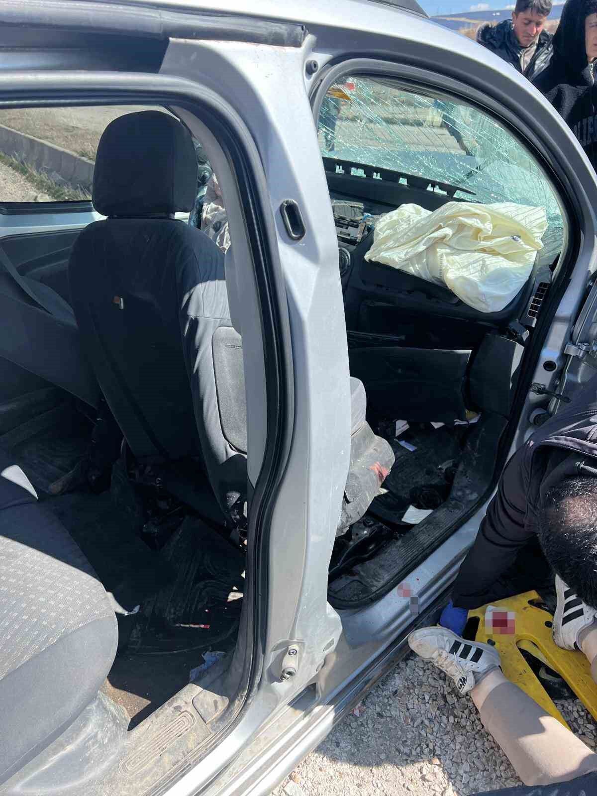 Van’da trafik kazası: 2 yaralı