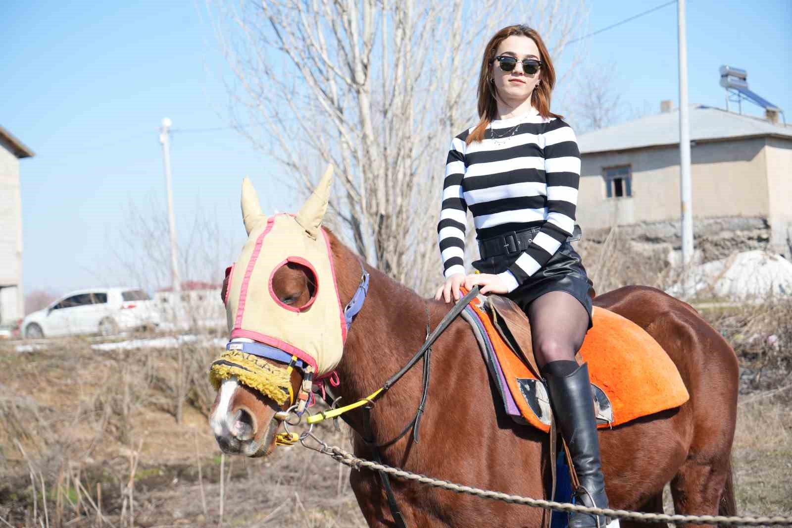 Muşlu genç girişimci atlı spor tutkusunu mesleğe dönüştürdü