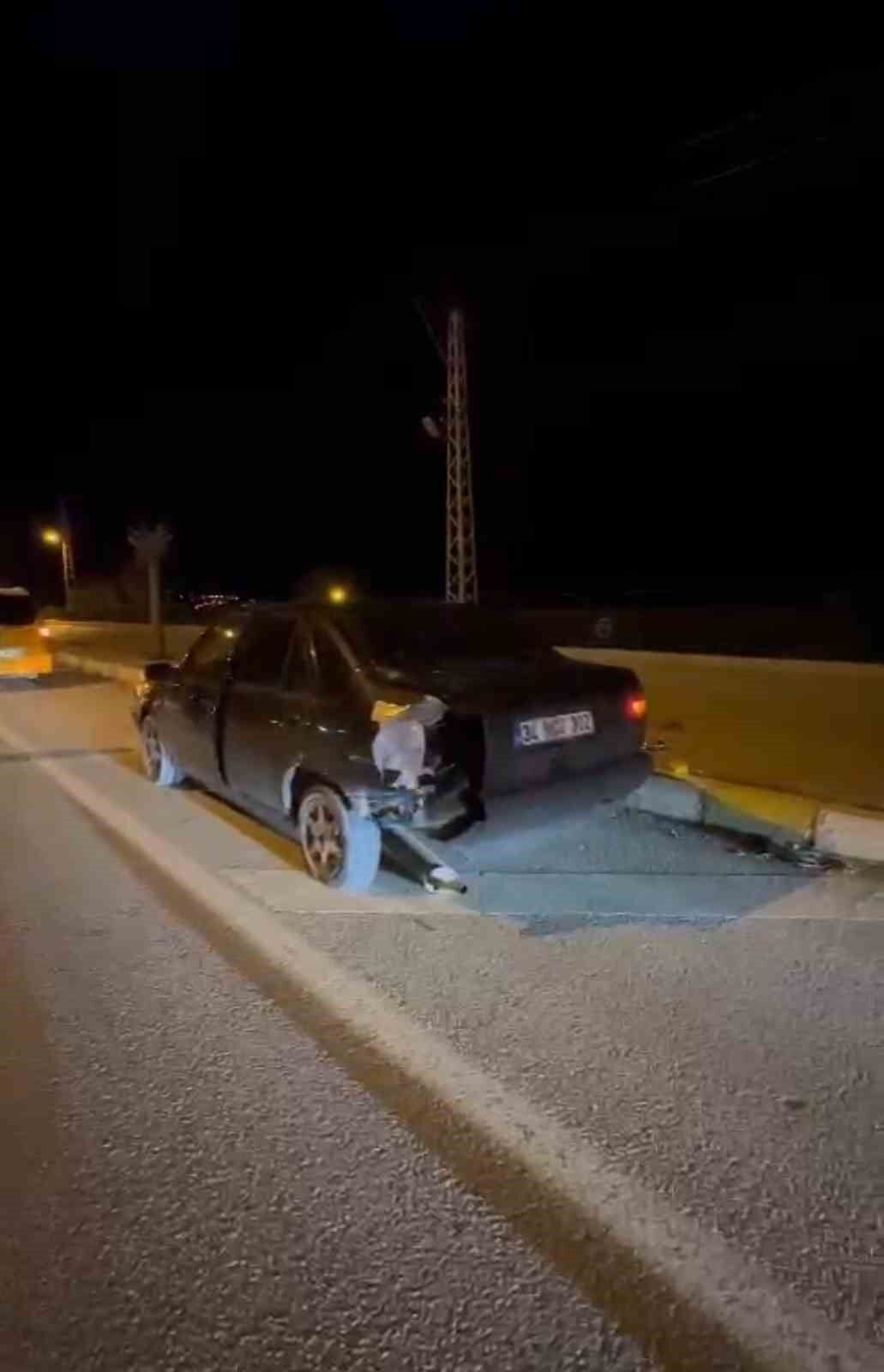 Van’da motosiklet ile otomobil çarpıştı: 1 yaralı