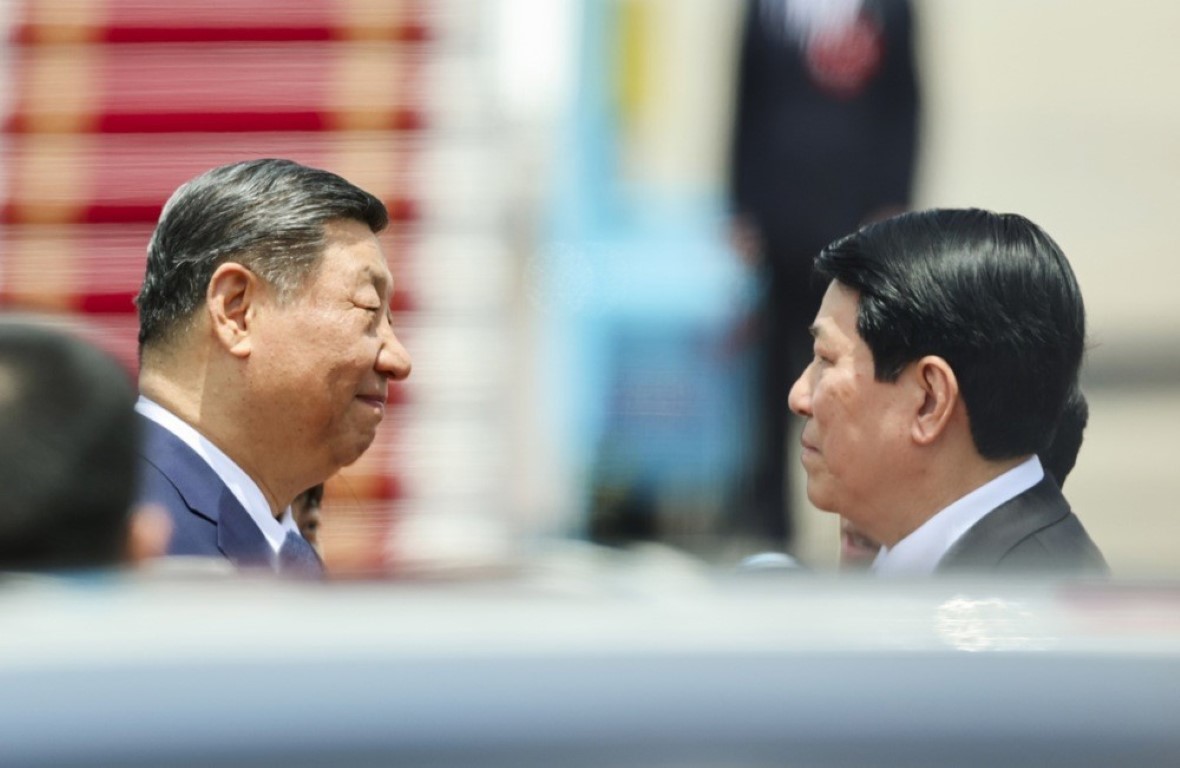 Çin Devlet Başkanı Jinping, Vietnam'da