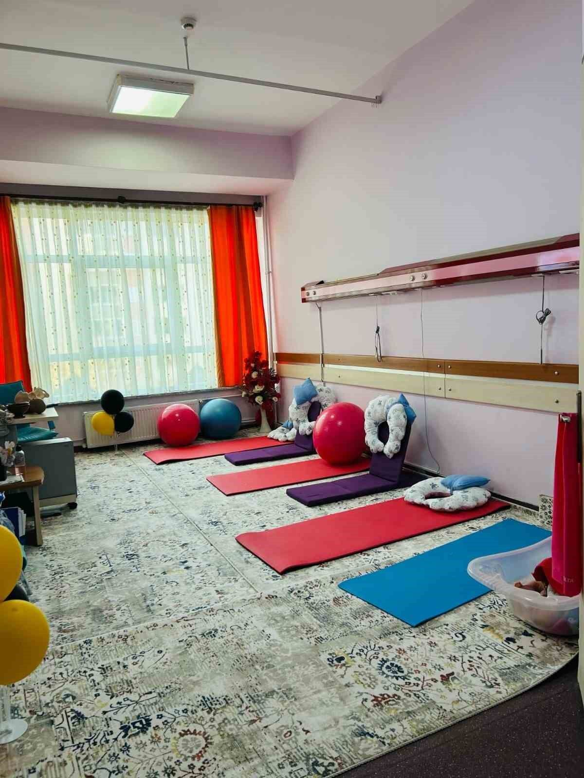 Uzm. Dr. Mehmet Meral: