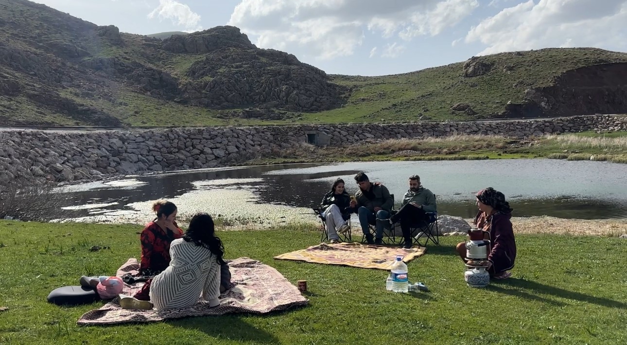 Brezilya’nın ’Yılan Adası’ değil Yüksekova