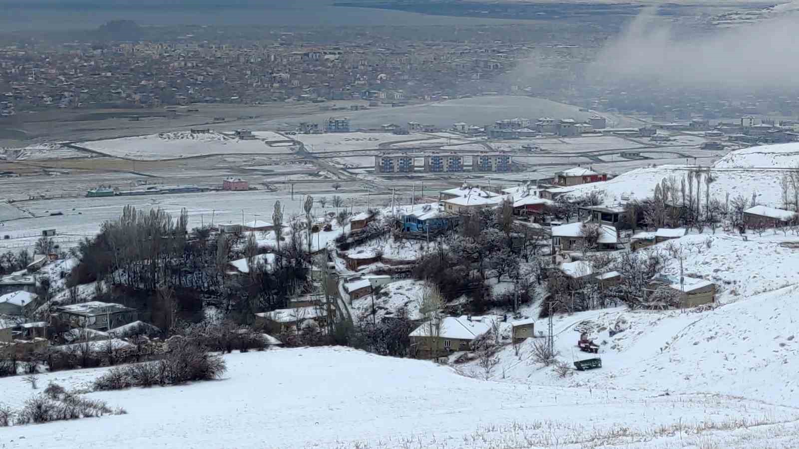 Kış Van’a geri geldi