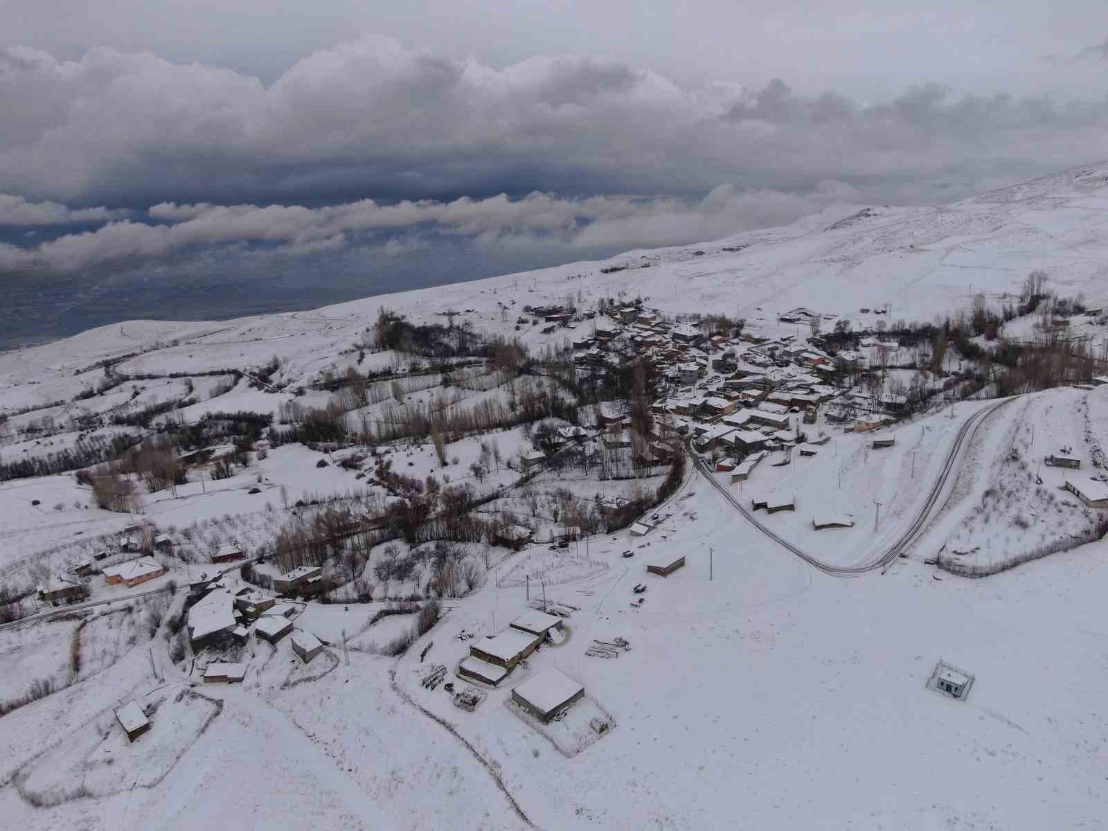 Kış Van’a geri geldi