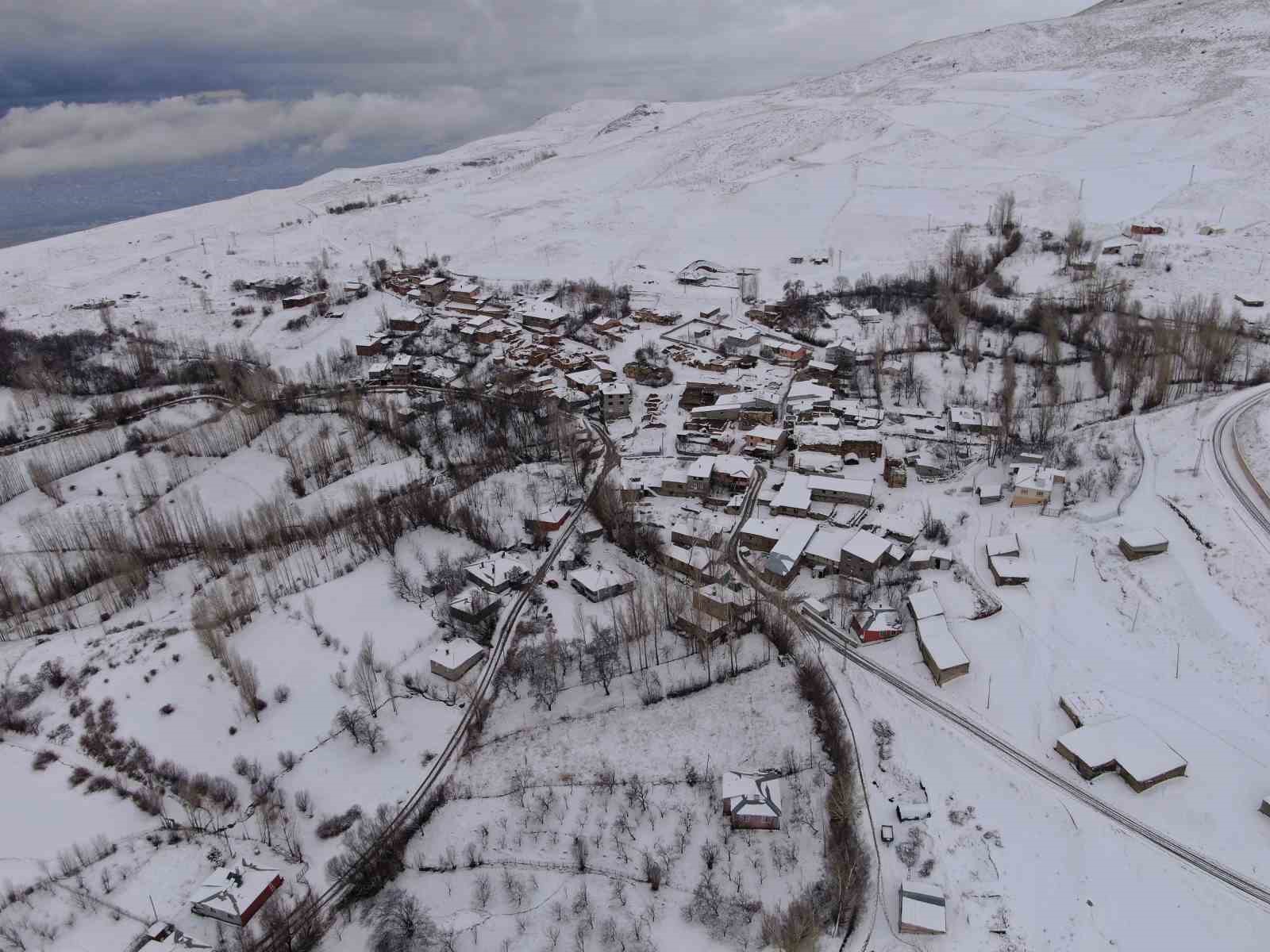 Kış Van’a geri geldi