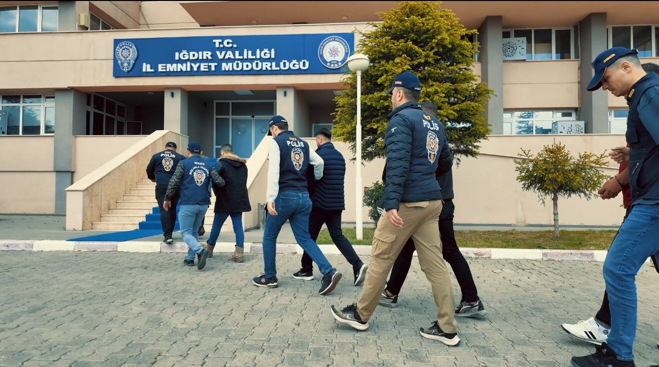 Iğdır merkezli 12 ilde yasa dışı bahis operasyonu: 23 gözaltı
