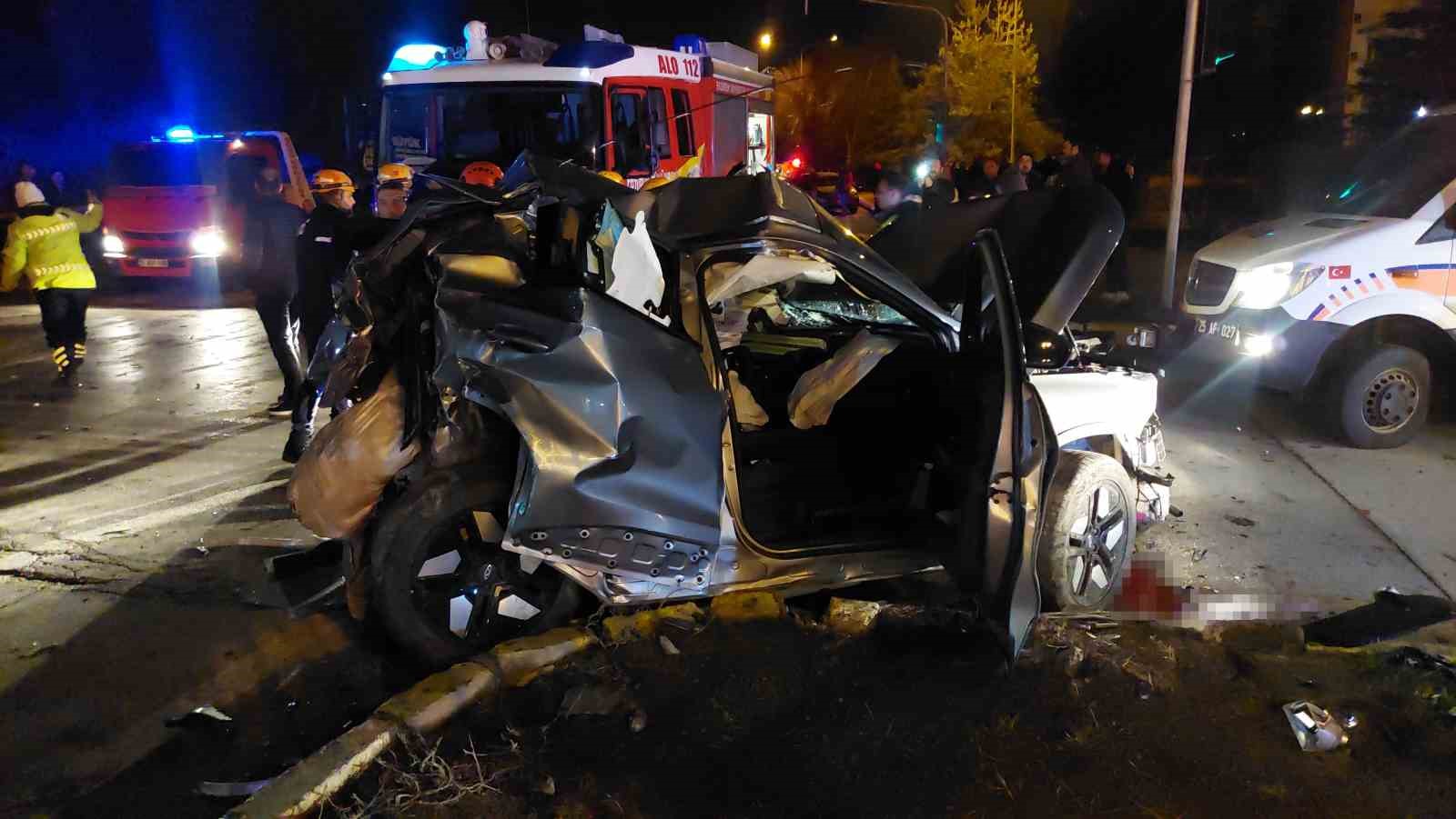 Erzurum’da freni tutmayan kamyonet 6 aracı biçti: 7 yaralı