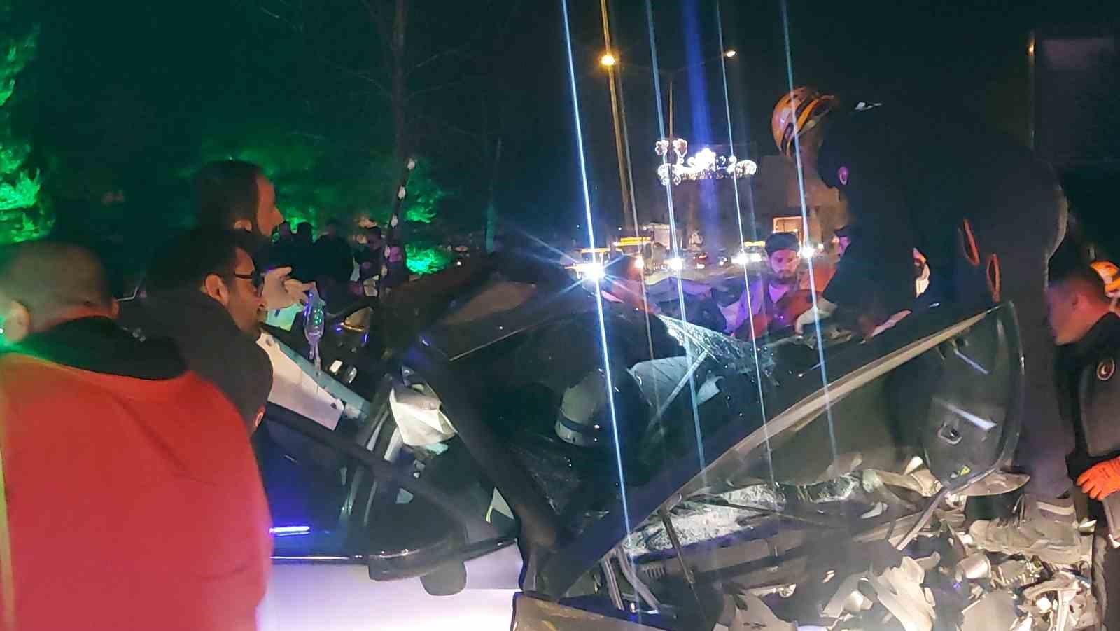 Erzurum’da freni tutmayan kamyonet 6 aracı biçti: 7 yaralı