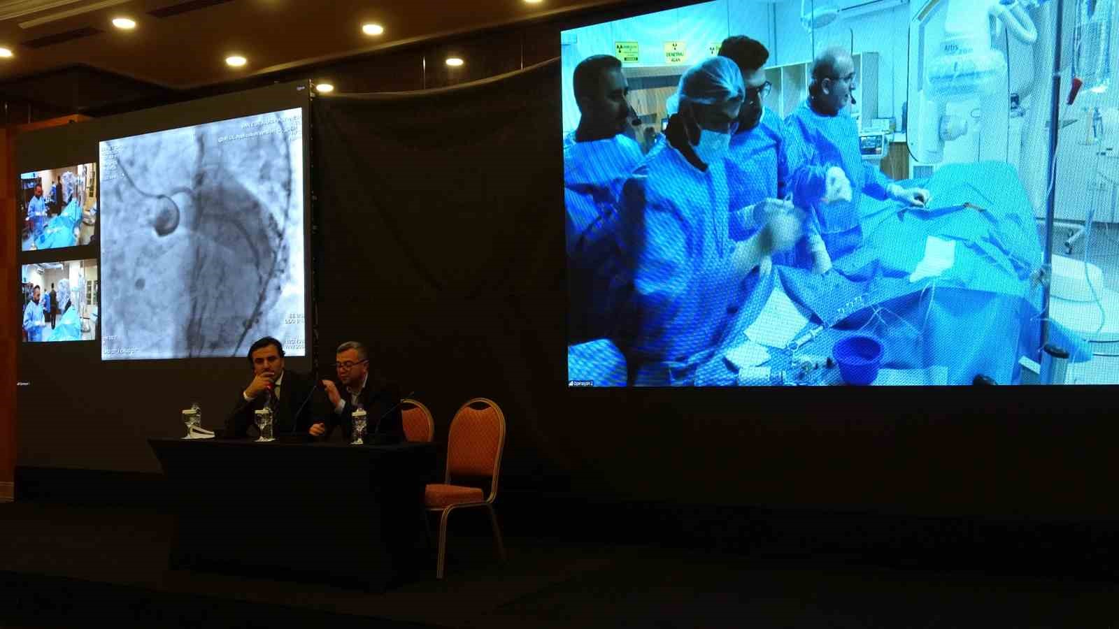 Kardiyoloji dünyası Van’da buluştu