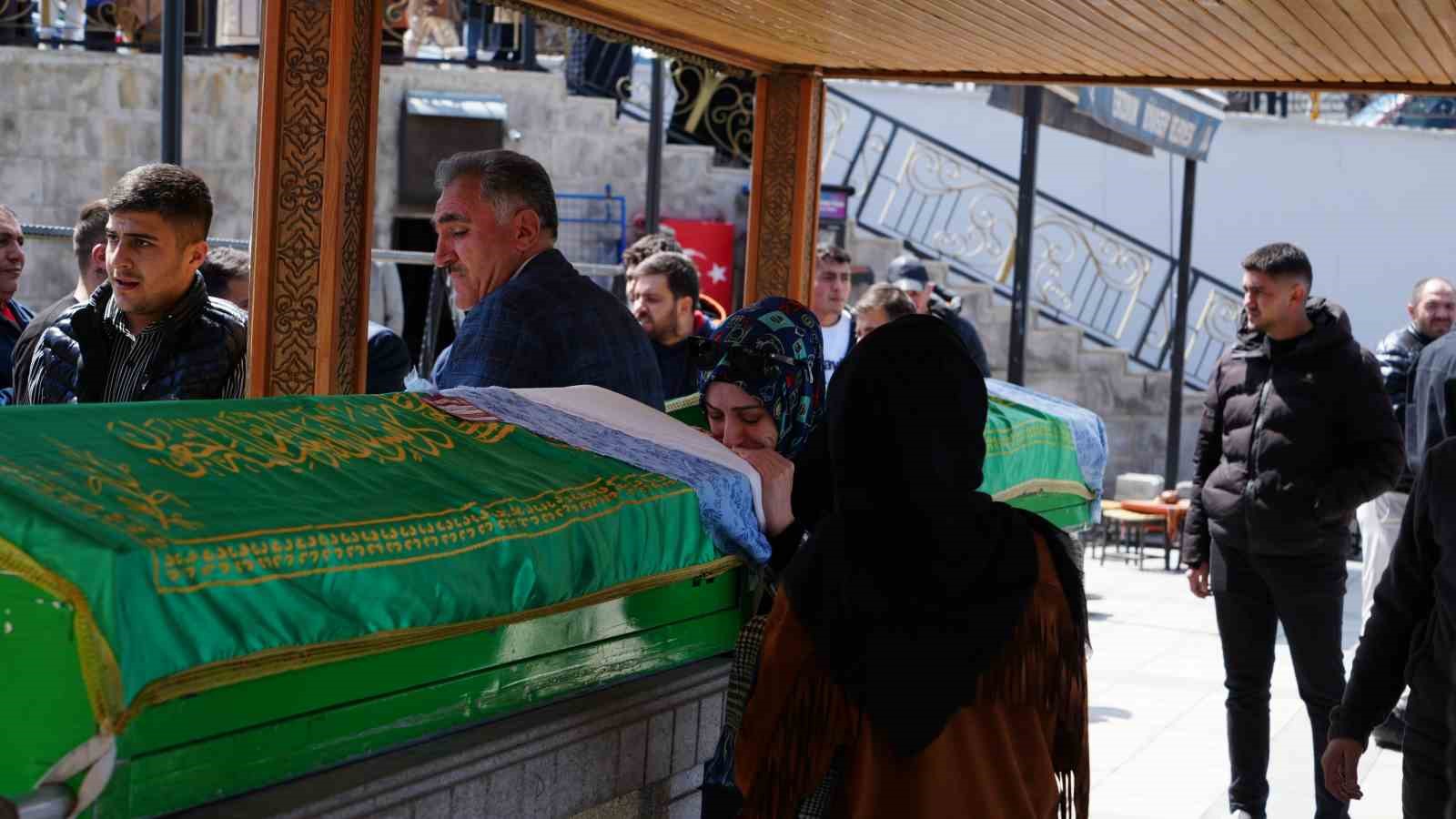 Erzurum’da kızı vahşice katledilen bir annenin feryadı