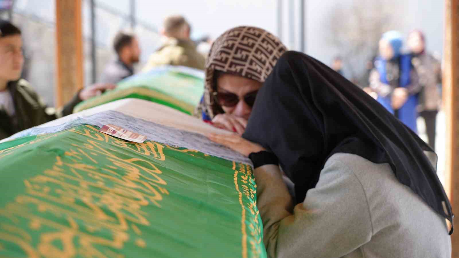 Erzurum’da kızı vahşice katledilen bir annenin feryadı