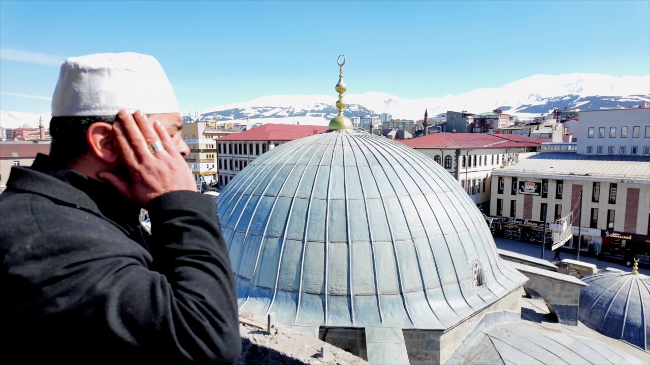 Erzurum’da 700 yıldır devam eden gelenek: Minarelerden yükselen