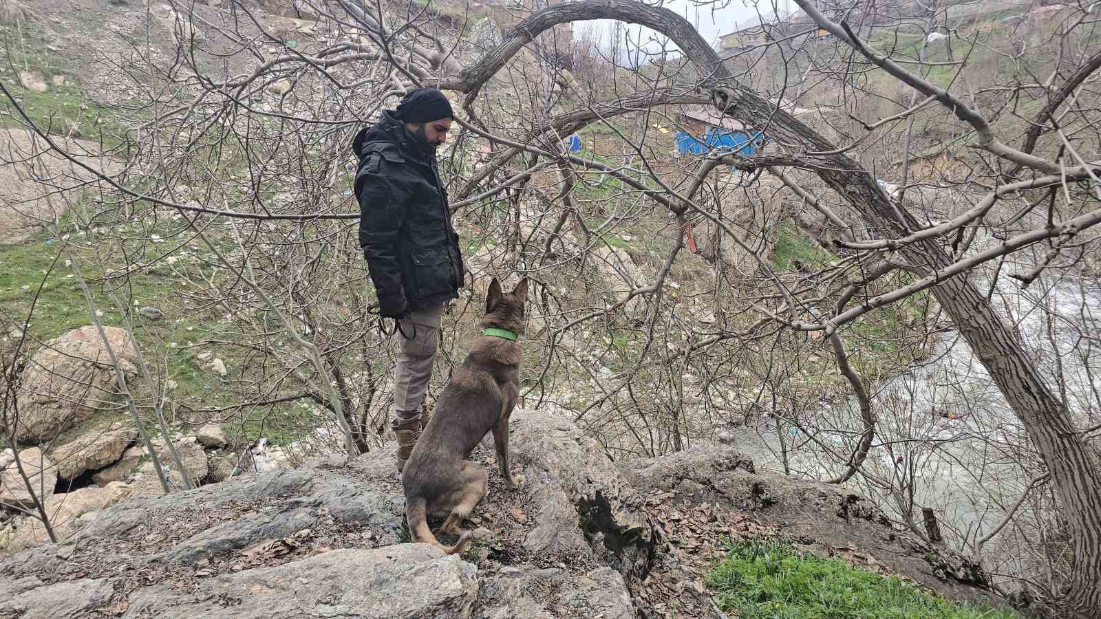 Hakkari’de kayıp kadını arama çalışması devam ediyor