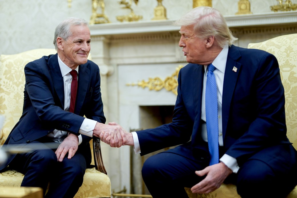 Trump'tan Ukrayna'ya saldırıları devam etmesi halinde Rusya'ya yaptırım sinyali