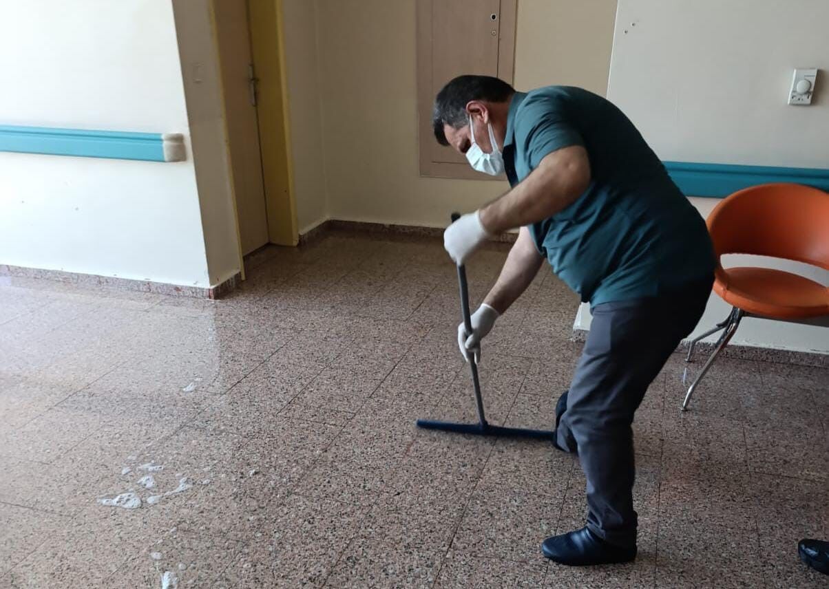 Van Ağız ve Diş Sağlığı Merkezi’nde temizlik çalışması yapıldı