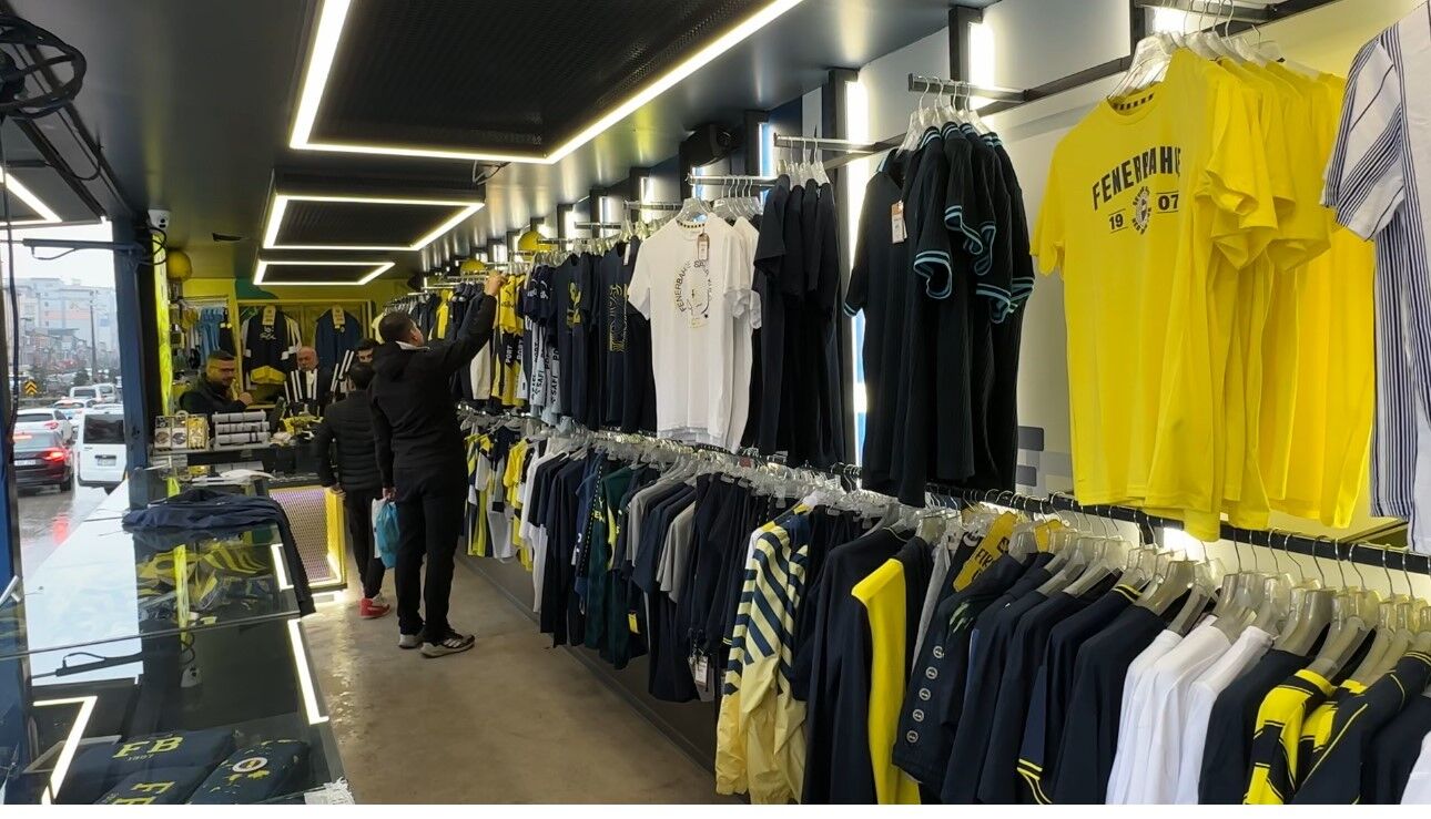 Fenerium Tırı Yüksekova’da ilgiyle karşılandı