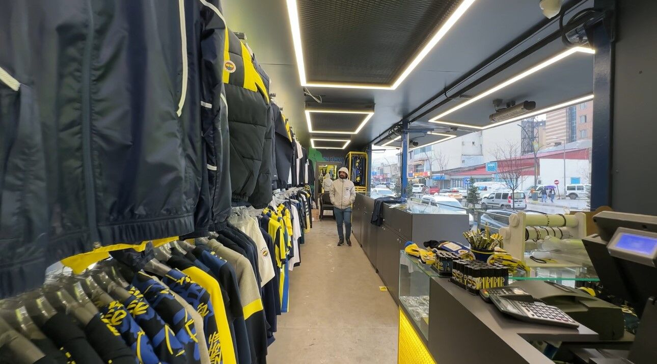 Fenerium Tırı Yüksekova’da ilgiyle karşılandı