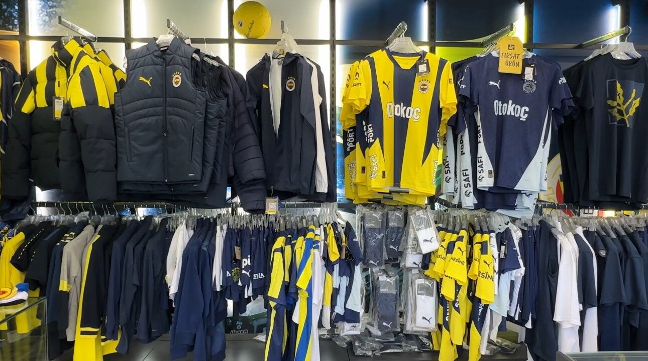 Fenerium Tırı Yüksekova’da ilgiyle karşılandı