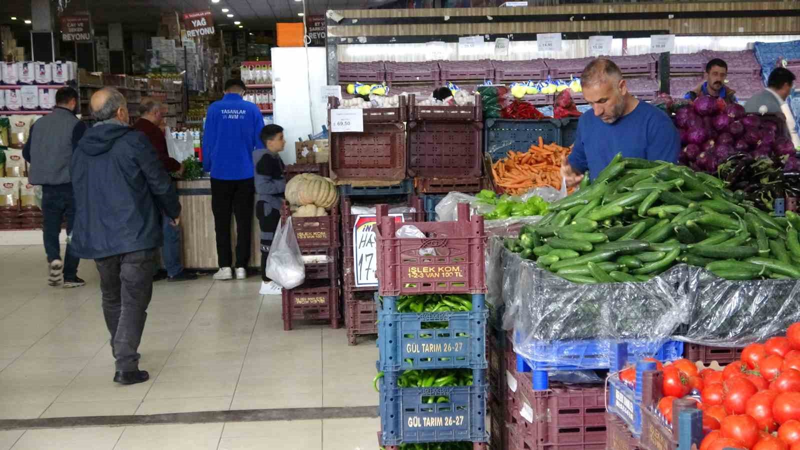 CHP’nin boykot çağrısı Van’da karşılık bulmadı