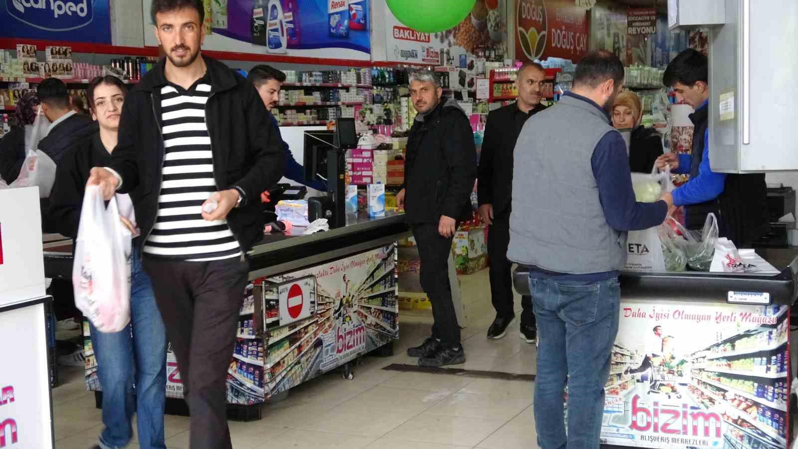 CHP’nin boykot çağrısı Van’da karşılık bulmadı