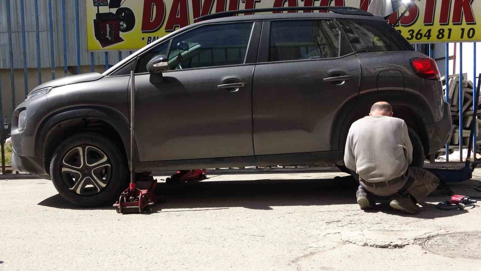 Van’daki oto lastikçilerde ‘bahar’ yoğunluğu