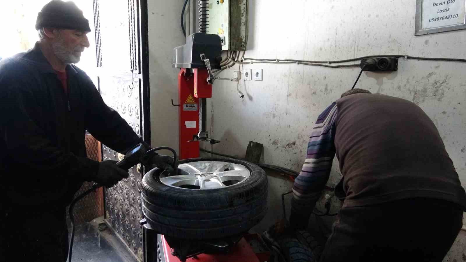 Van’daki oto lastikçilerde ‘bahar’ yoğunluğu