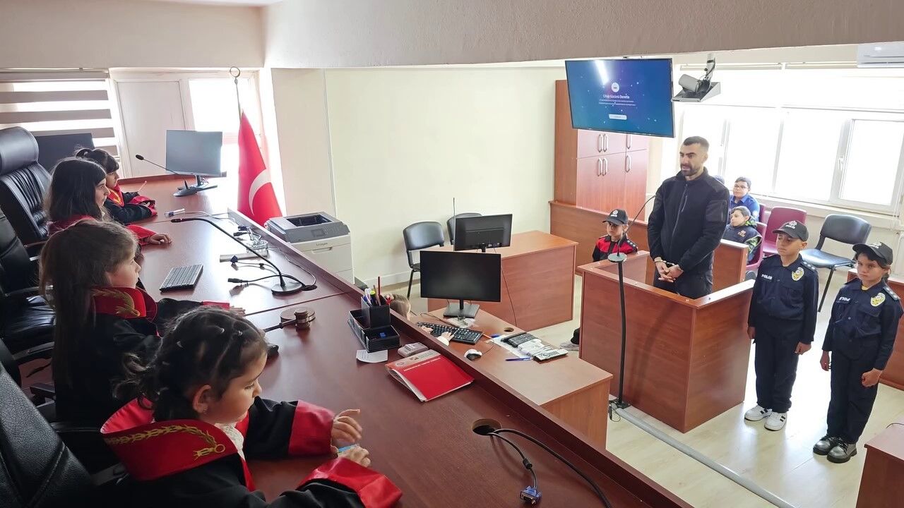 23 Nisan’da çocuklardan hem güldüren hem düşündüren klip