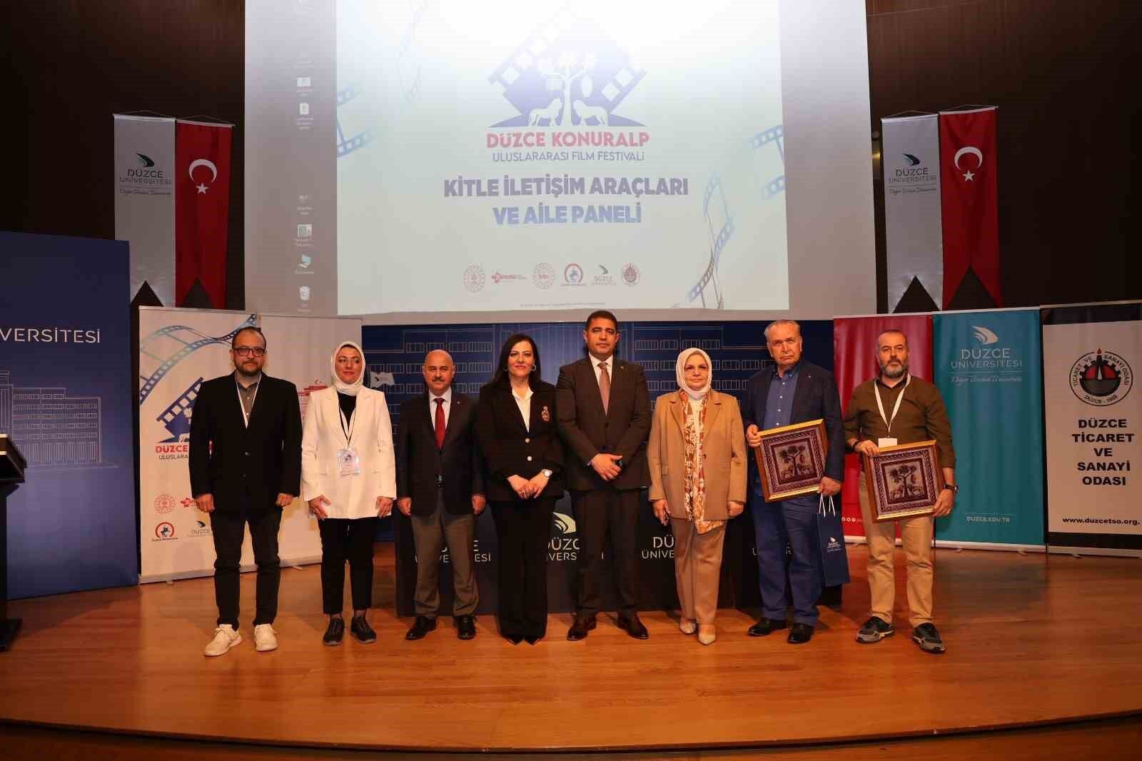 Film festivalinde aile temasıyla sanat ve kültür rüzgarı esti