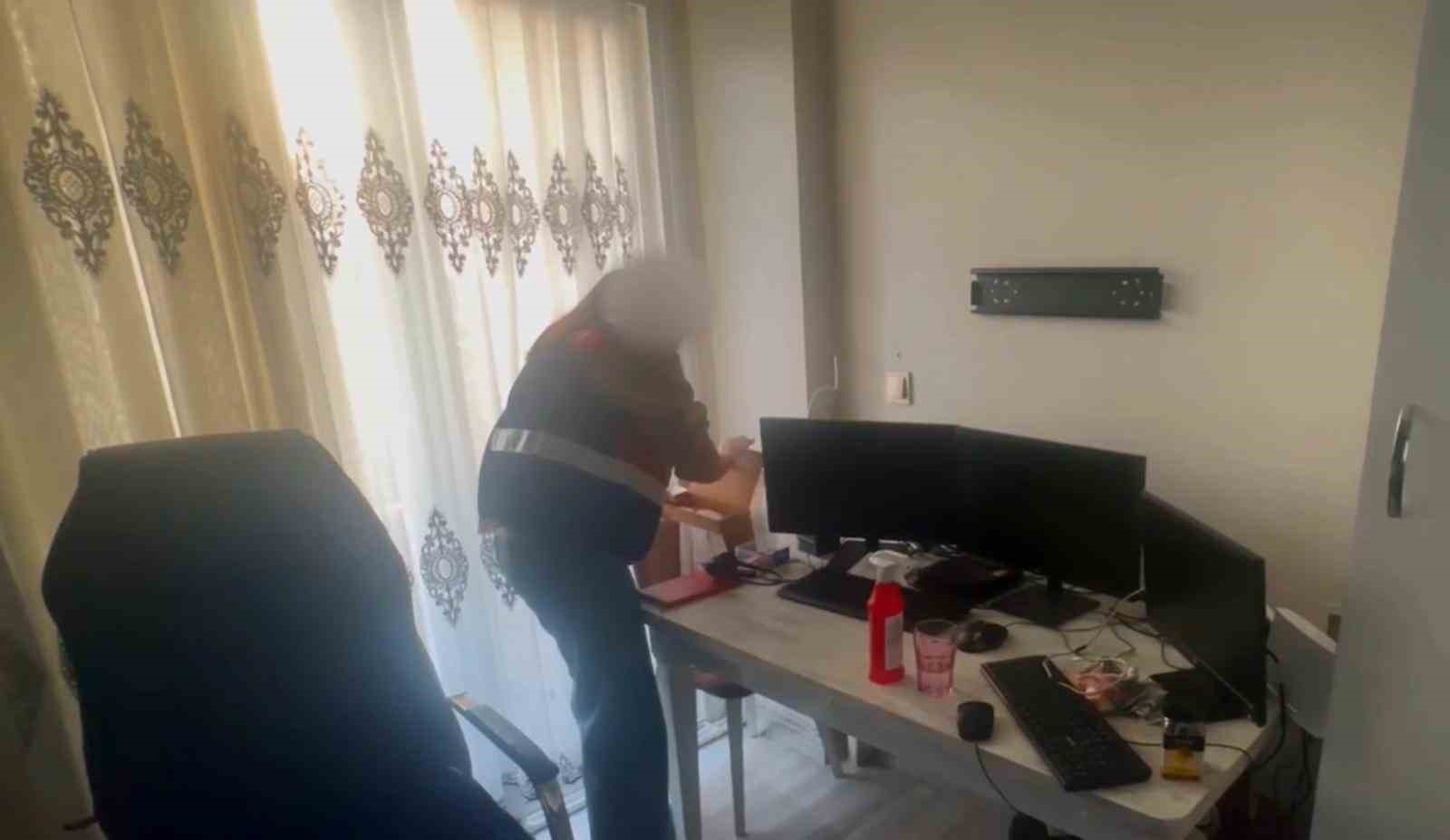 DAEŞ terör örgütüne operasyon: 2 tutuklama