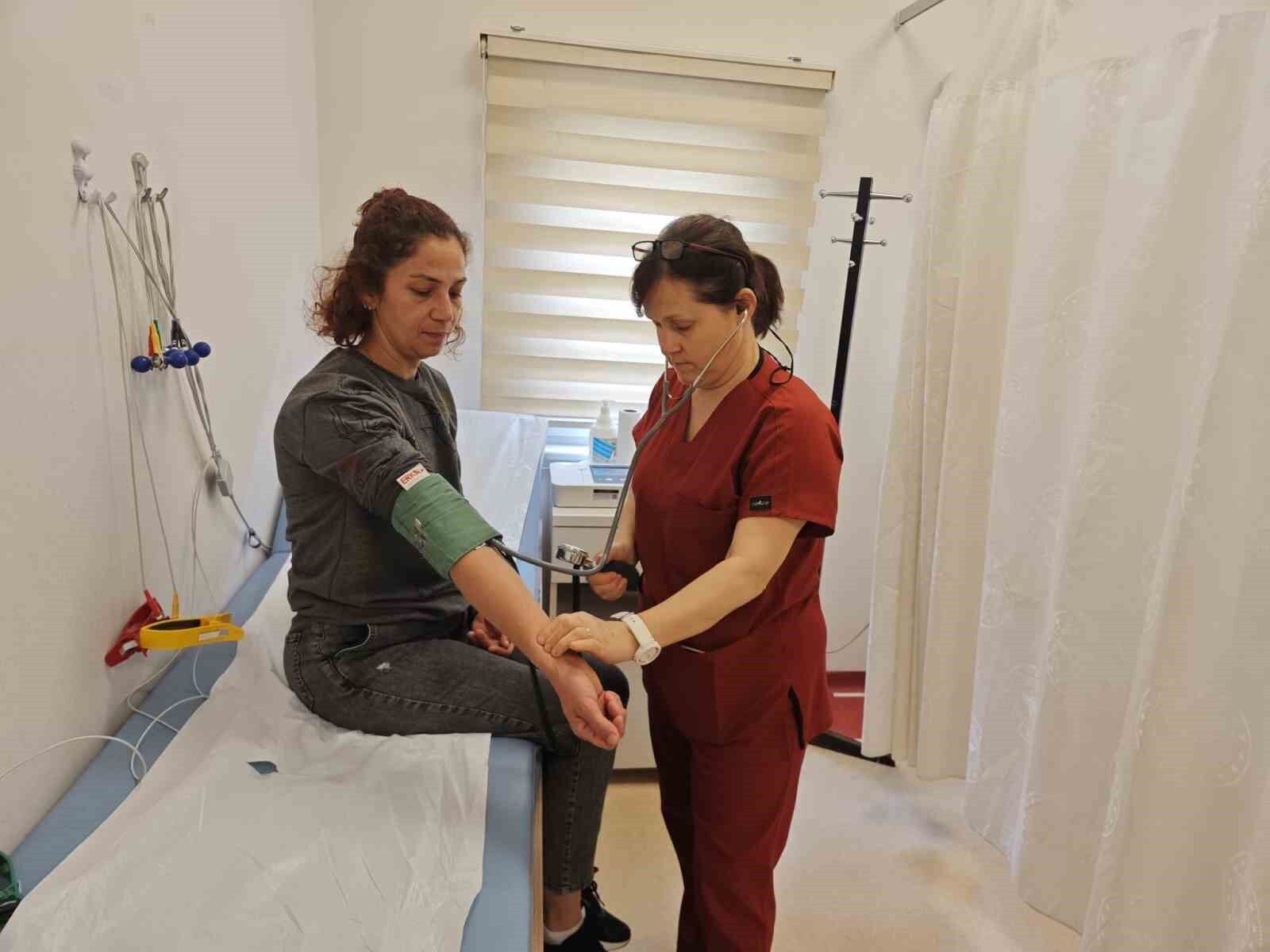 Sağlıkçılardan ’Sağlığınızı ertelemeyin’ mesajı