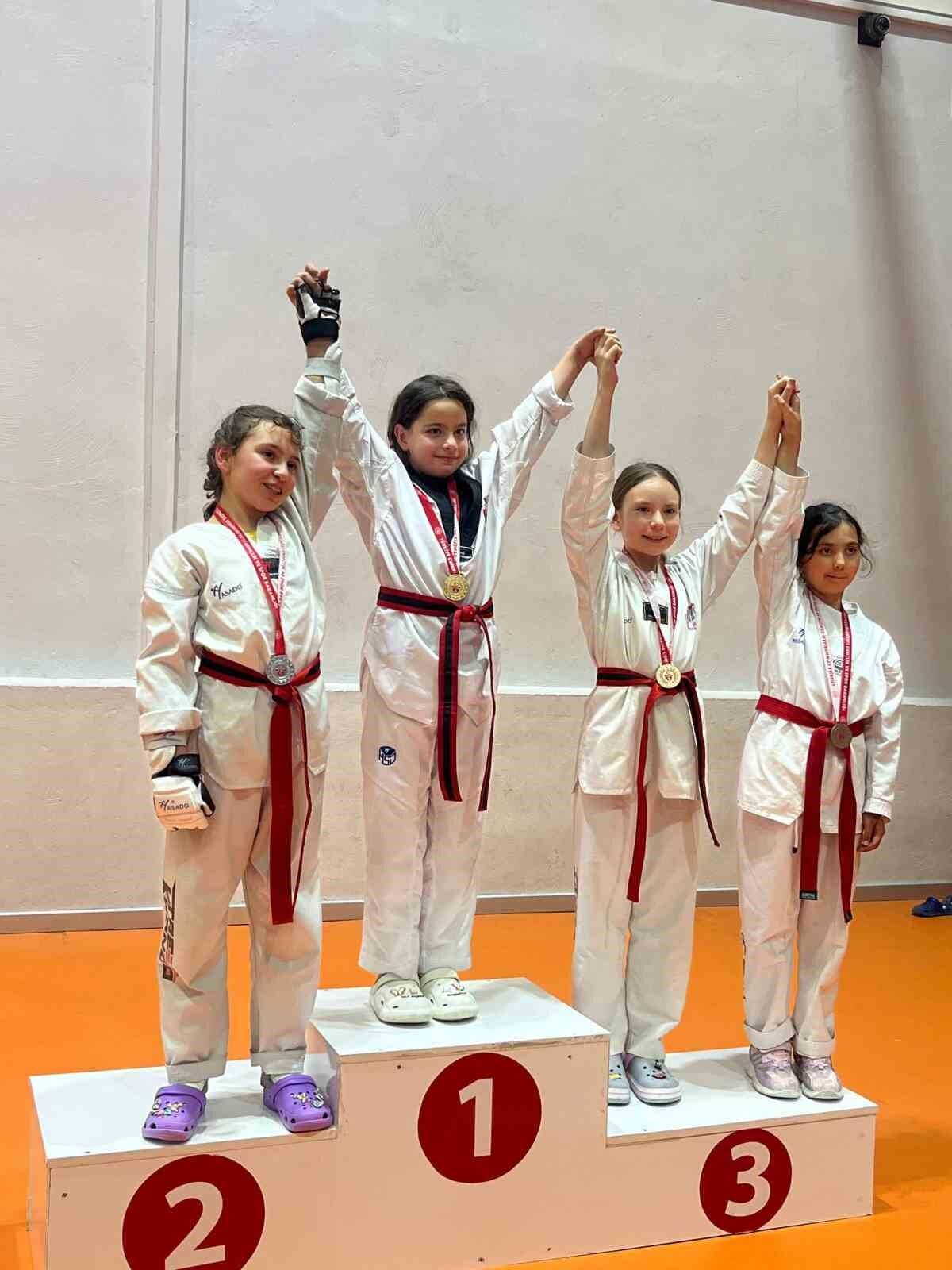 10 yaşında Kayseri şampiyonu oldu