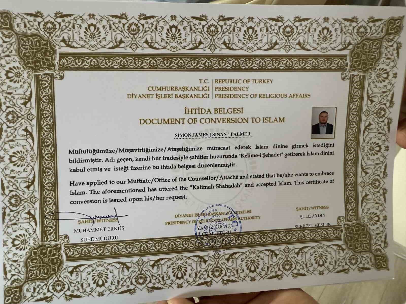 İngiliz Simon, sevdiği kadın için müslüman oldu: Yeni adı ‘Sinan’