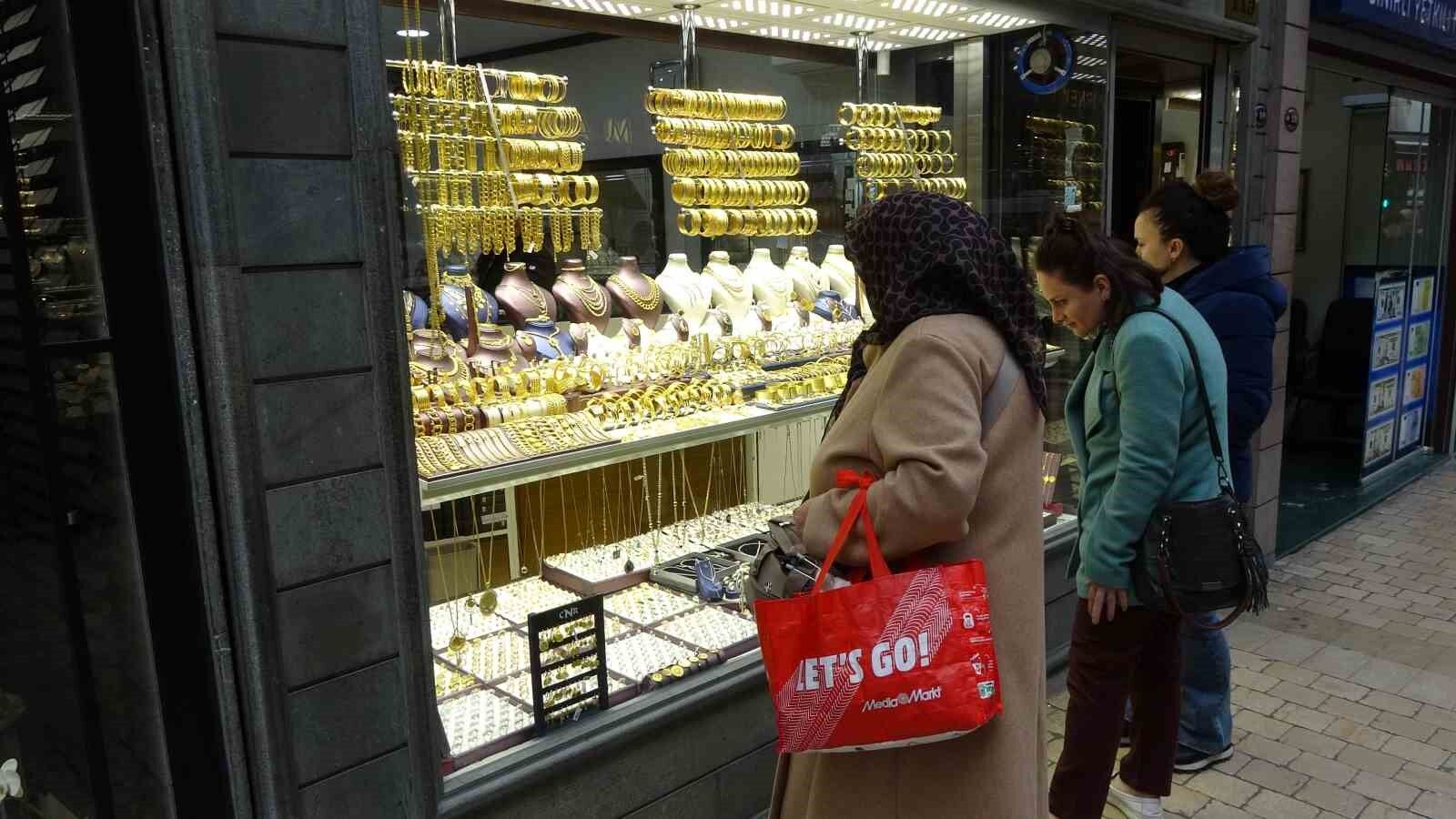 Düğünlerde artık Trabzon hasır bileziği seti takmak hayal olacak