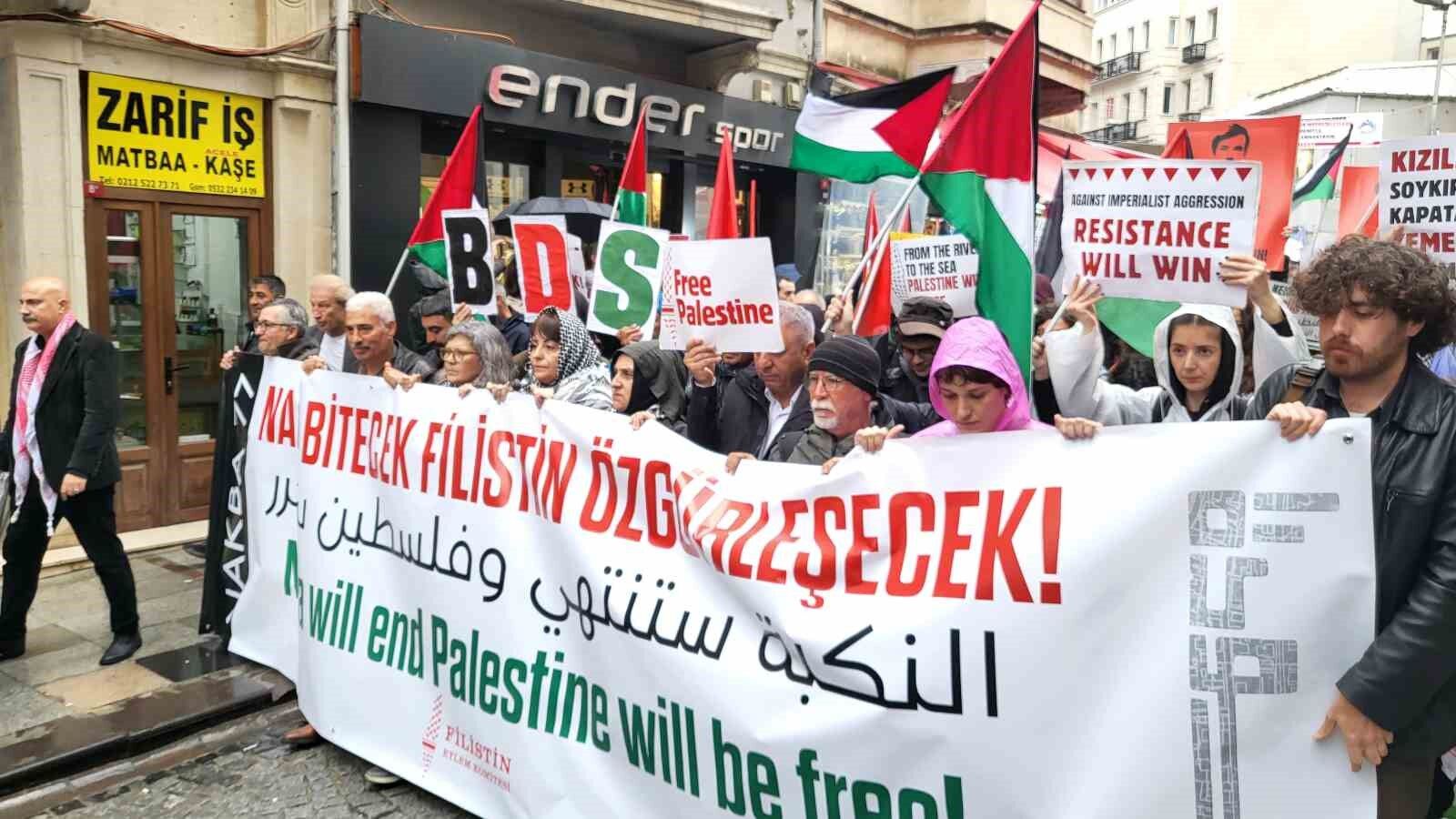 Sirkeci’de Nakba’nın 77. yıldönümü için eylem yapıldı