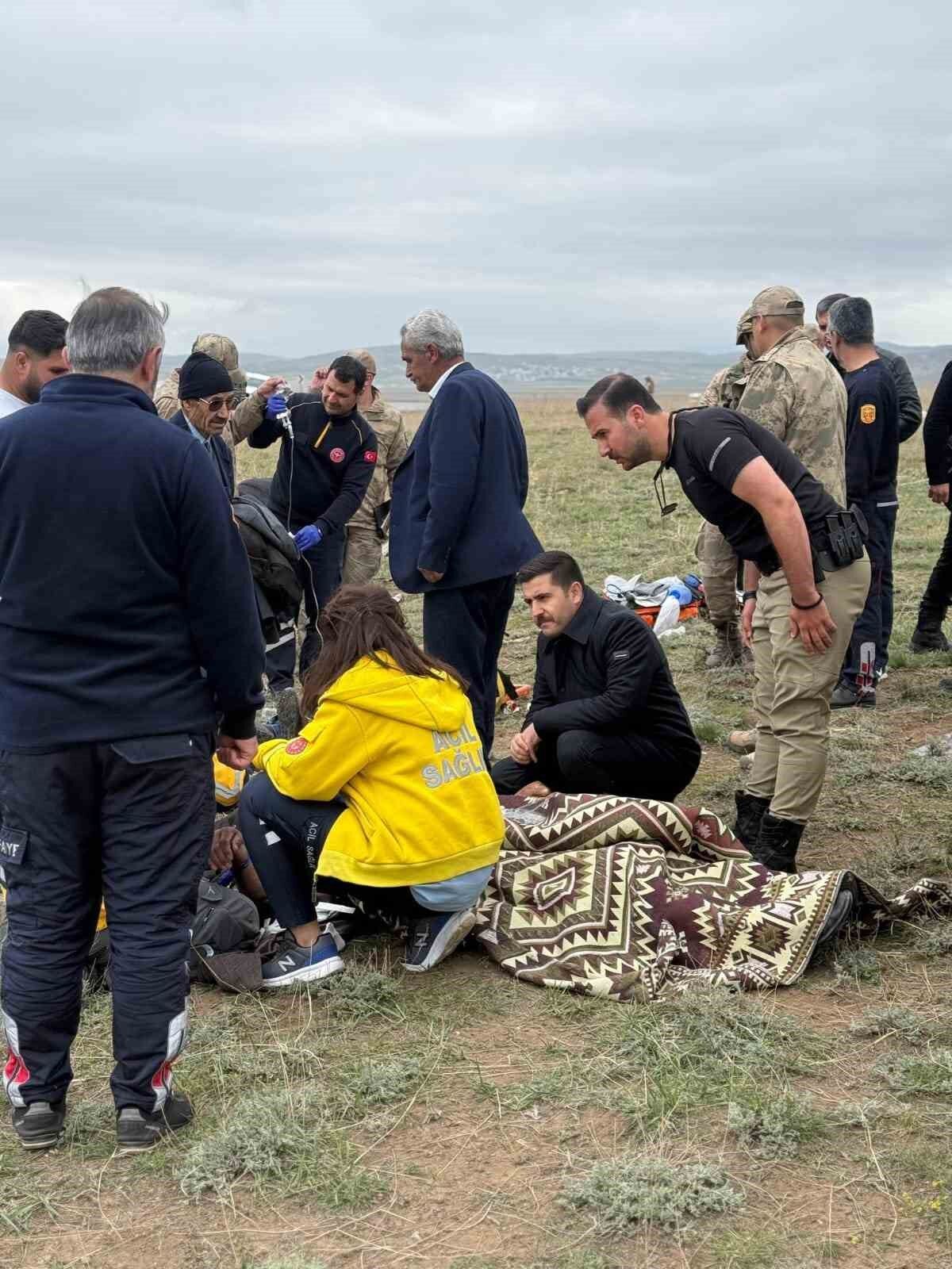 Van’da kontrolden çıkan otomobil takla attı; 1 ölü, 4 yaralı