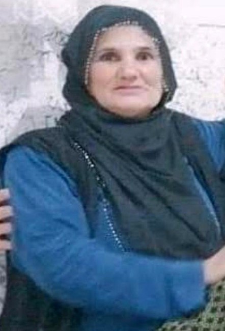 Geri manevra yapan aracın çarptığı kadın hayatını kaybetti