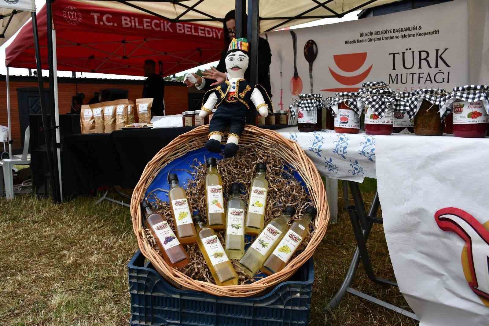 Açıkta ikram edilen yiyecekler tepkilere neden oldu