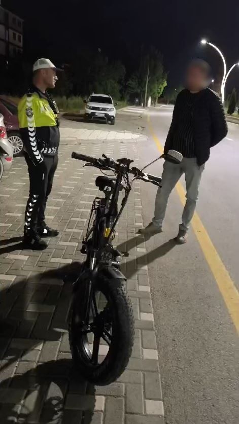 Alkollü bisiklet kullandı, 18 bin lira ceza yedi: Polis, 