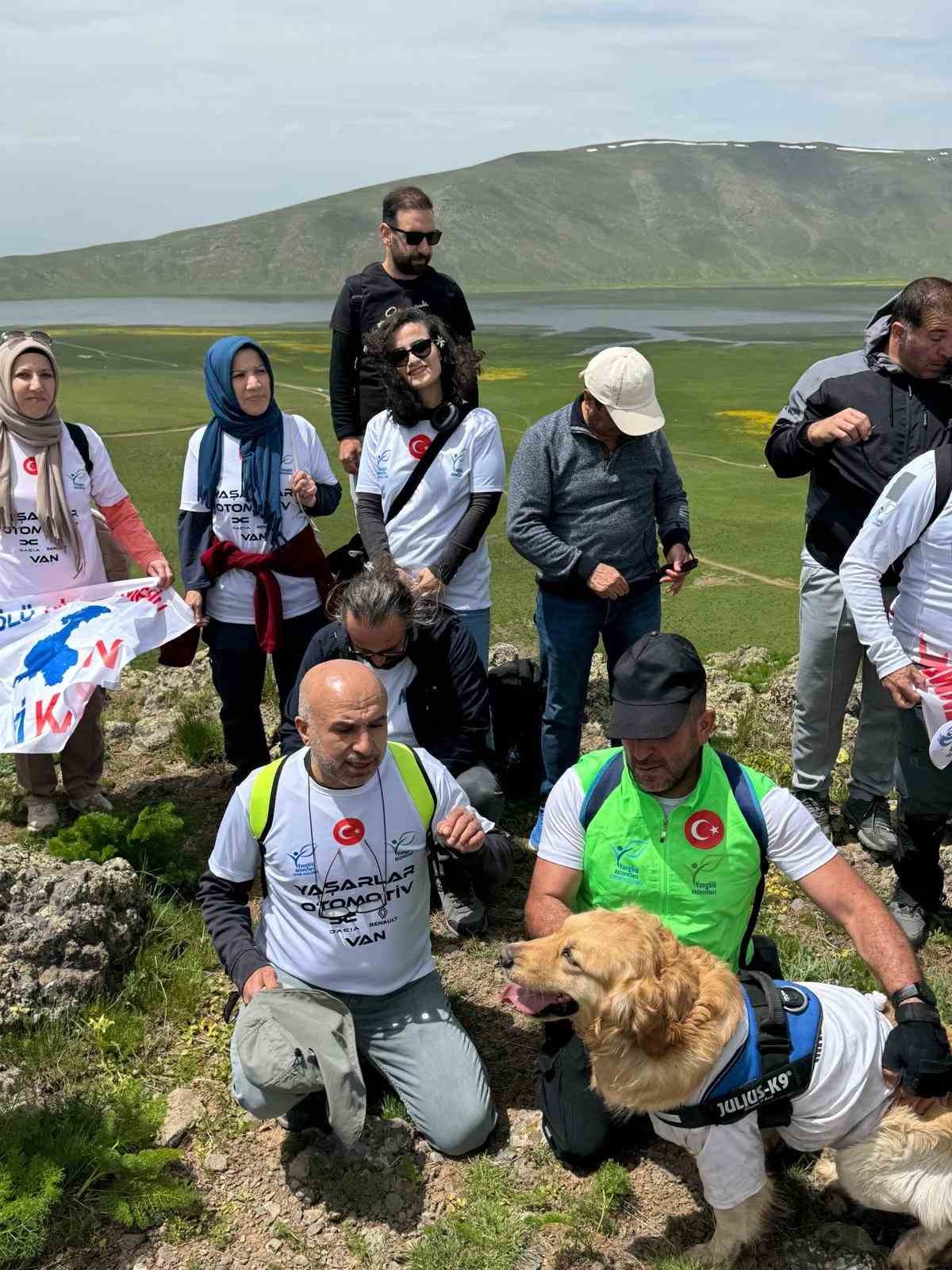 Doğaseverler, Erciş’in gizli cenneti Meydan Yaylası’nda buluştu