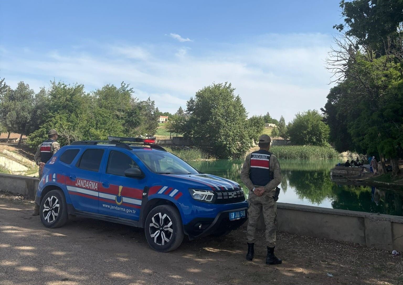 Suda yüzen 32 kişiye 94 bin lira ceza kesildi