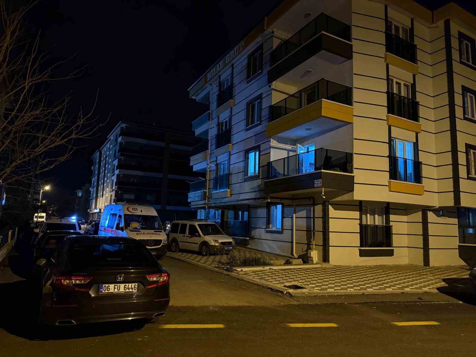 Komşusunu vurup intihar etti