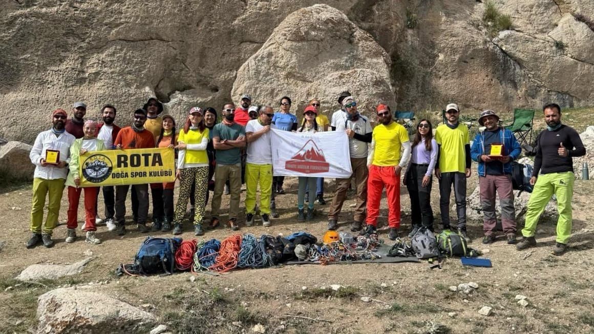 Van’da Türkiye Dağcılık Federasyonu onaylı dağcılık eğitimi verildi