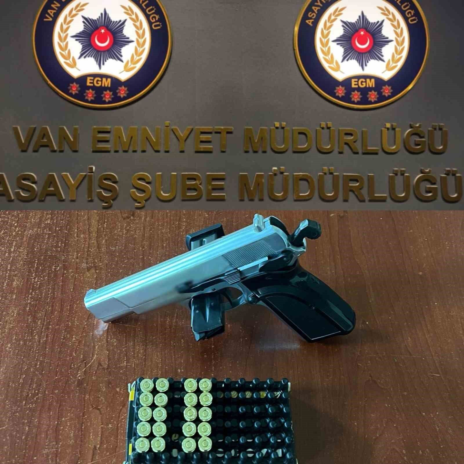 Van’da çeşitli suçlardan 62 kişi tutuklandı