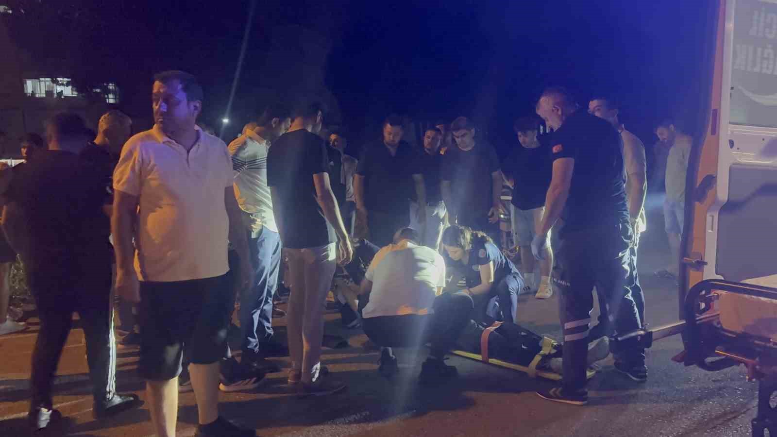 Kontrolden çıkan motosiklet devrildi, sürücü ağır yaralandı