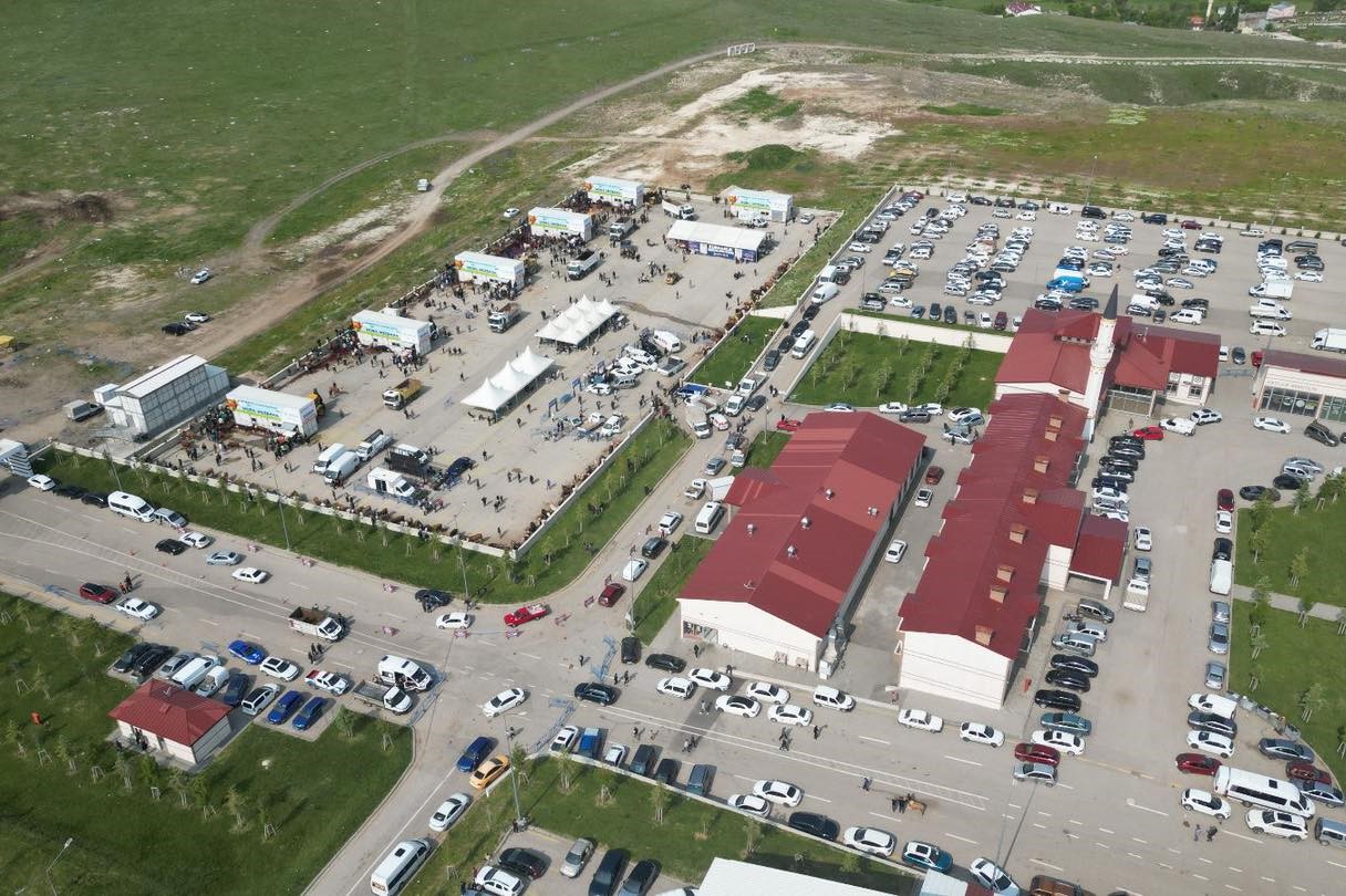 Vatandaş mobil mezbahanelere koştu