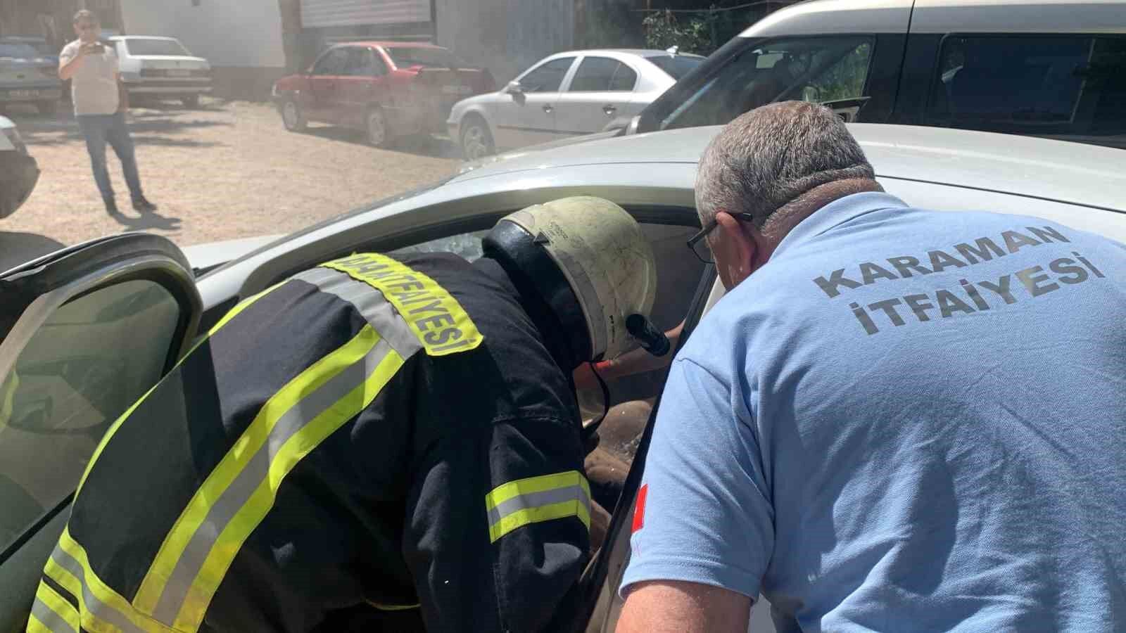 Karaman’da patlayan telefon bataryası az kalsın aracı yakacaktı