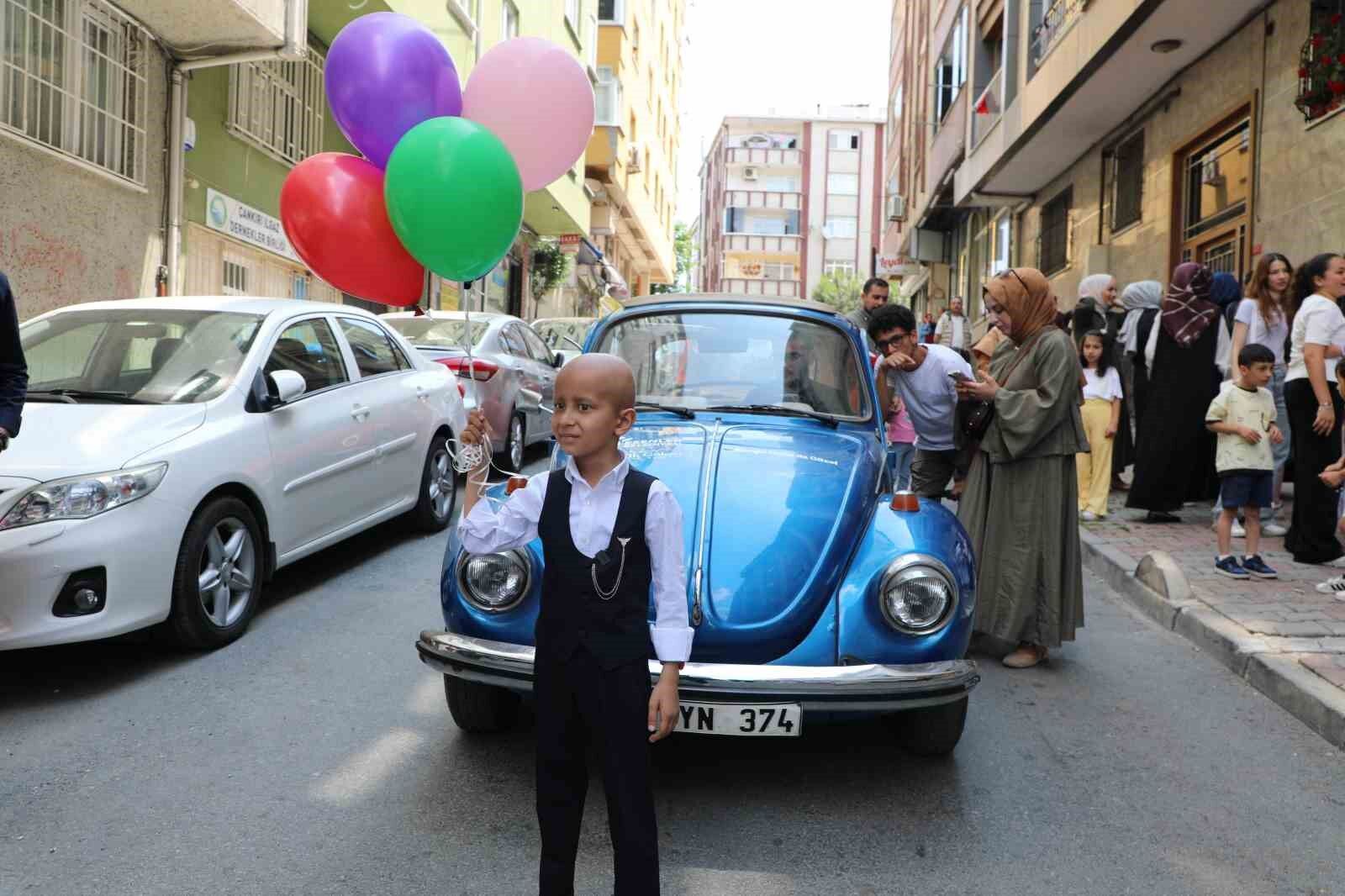 Esenler Belediyesi’nden kanseri yenen 7 yaşındaki Selim için anlamlı etkinlik
